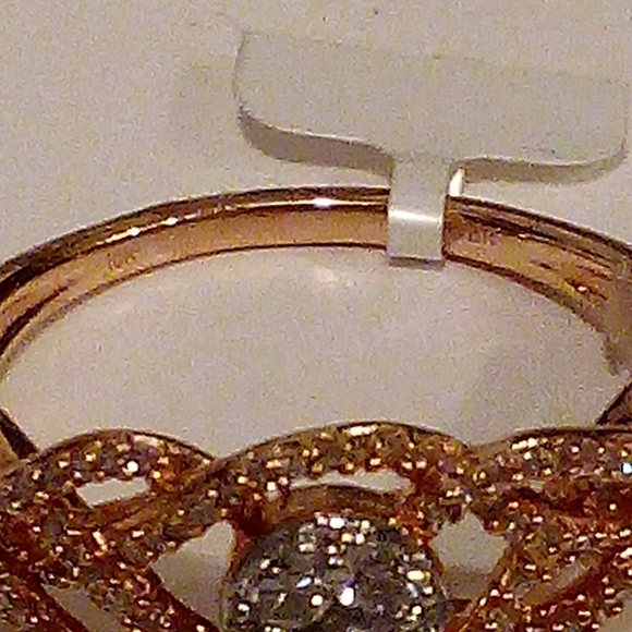 ---- - Picture 13 of 13